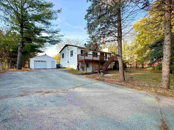 9955 E High Rd, Stillman Valley, IL 61084