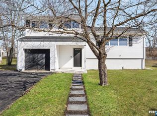 10 Alden Ter, Flanders, NJ 07836