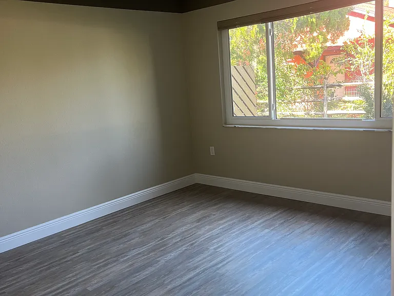 4022 Davit Dr — Photo 30