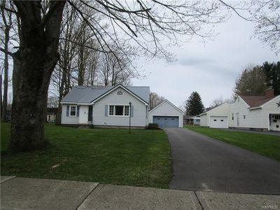 174 Newman St, Springville, NY, 14141