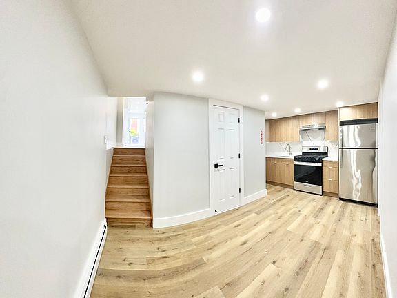 2nd image of 21 Parkway Ct APT 1