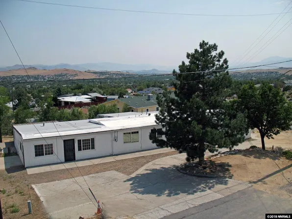 5902 Amargosa Dr, Sun Valley, NV 89433
