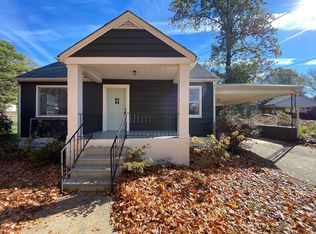 2135 Griffith Rd, Winston Salem, NC 27103