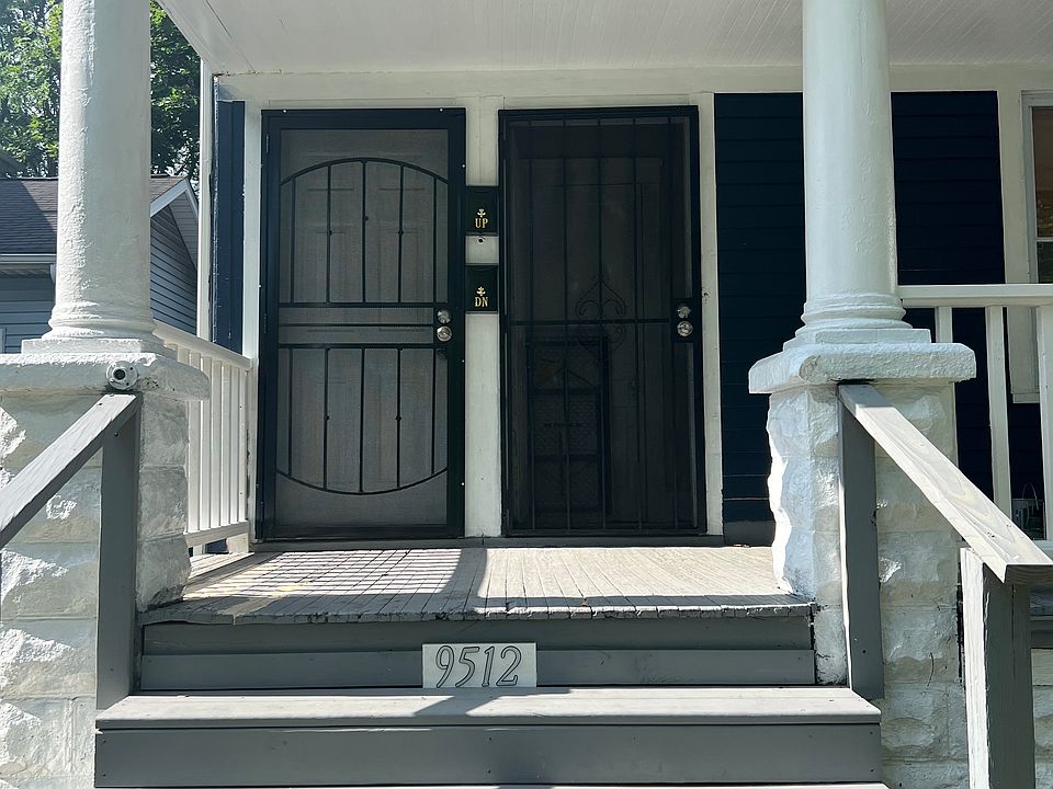 Front porch entrance