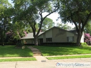 1725 Hillcrest Dr, Irving, TX 75062