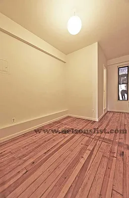 Rented by R New York | media 20