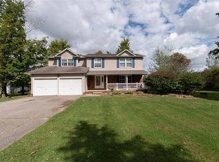 13900 Radcliffe Rd, Chardon, OH 44024