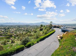 4824 Mount Helix Dr, La Mesa, CA 91941