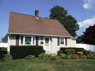 36 Hilltop Rd, Weymouth, MA 02191
