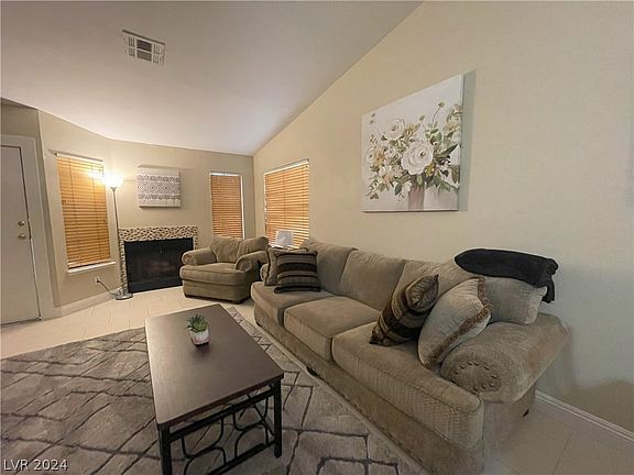 4th image of 7404 Braswell Dr