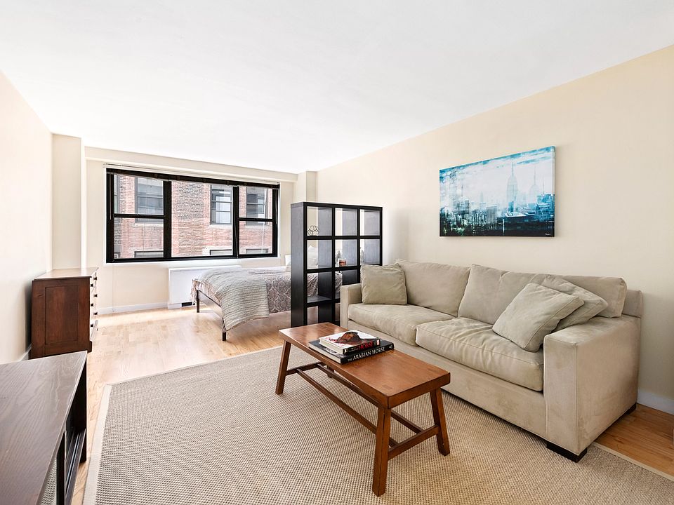 1st image of 7 E 14th St APT 724