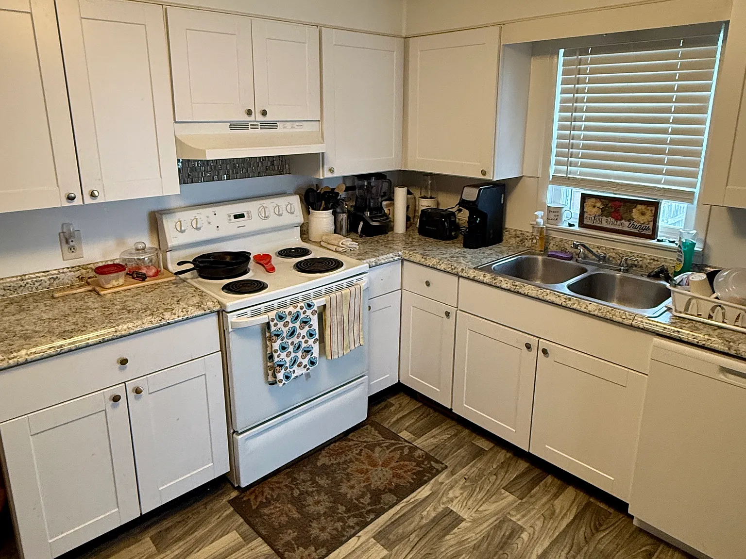 3 bed, 1240 sqft, $1,500 — Photo 3