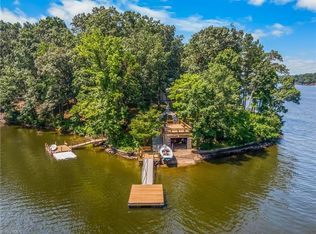 405 Waterway Dr, Lexington, NC 27292