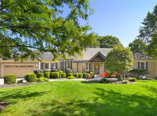 8201 Belinder Rd, Leawood, KS 66206