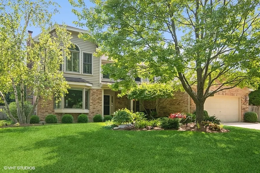41 Carlyle Ln photo 1