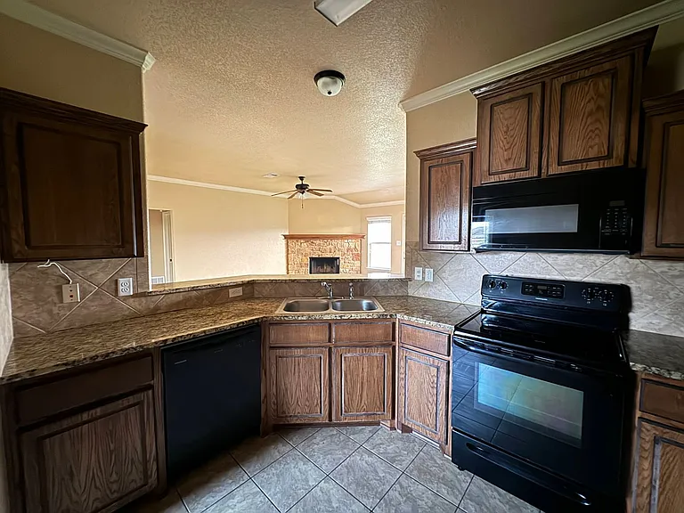 3100 Rockwall Dr — Photo 14
