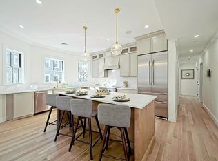 252 Lexington Ave #4, Cambridge, MA 02138