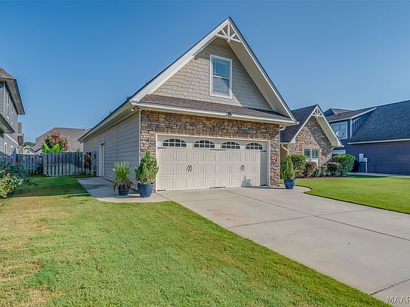 3rd image of 102 Cantera Way