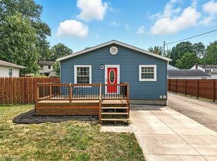 2872 Farmdale Rd, Akron, OH 44312