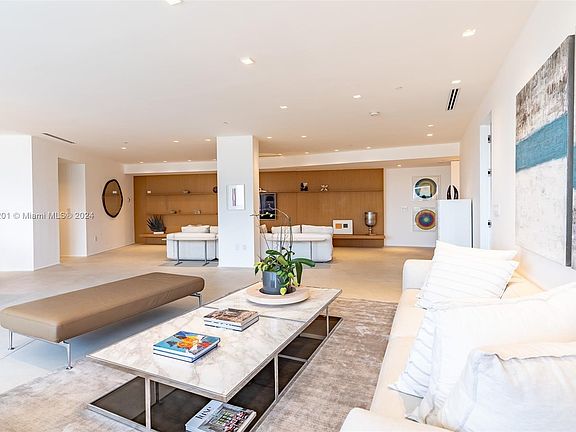 4th image of 9601 Collins Ave APT 1009