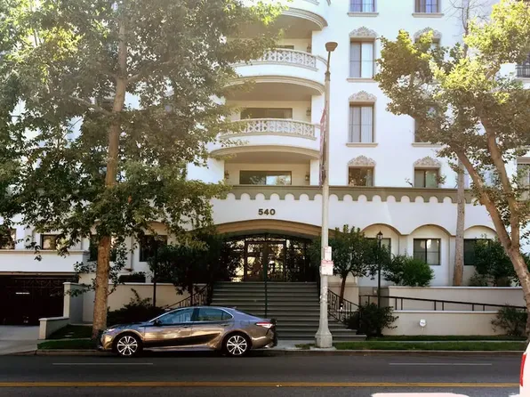 540 N Rossmore Ave #100, Los Angeles, CA 90004