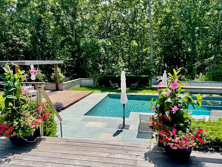 535 Old Sag Harbor Rd — Photo 6