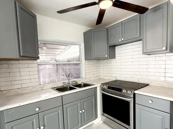 3100 NW 4th Ave APT 3, Pompano Beach, FL 33064