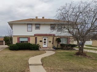 7221 W Tripoli Ave E, Milwaukee, WI 53220
