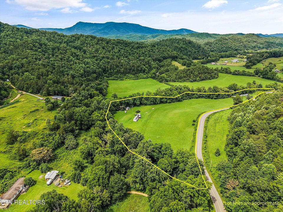 1st image of 4845 Pearl Valley Rd