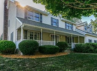 712 Long Point Dr, Erie, PA