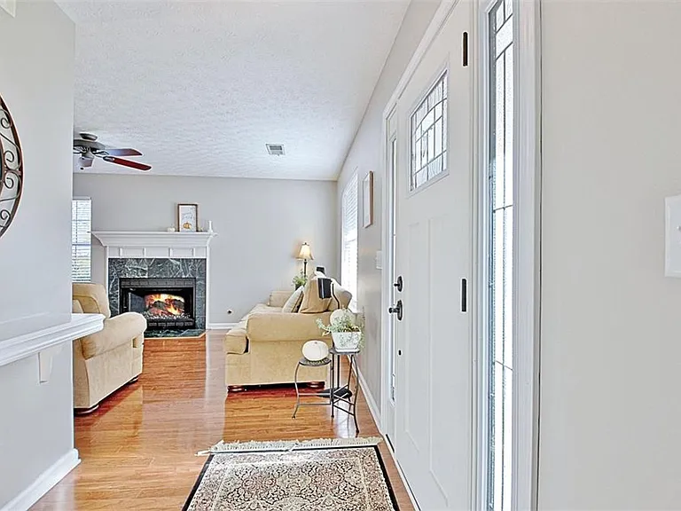 212 Brighton Path — Photo 7