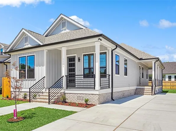 2004 Esteban St, Arabi, LA 70032