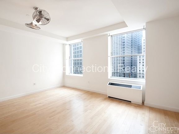 4th image of 15 Broad St APT 1608