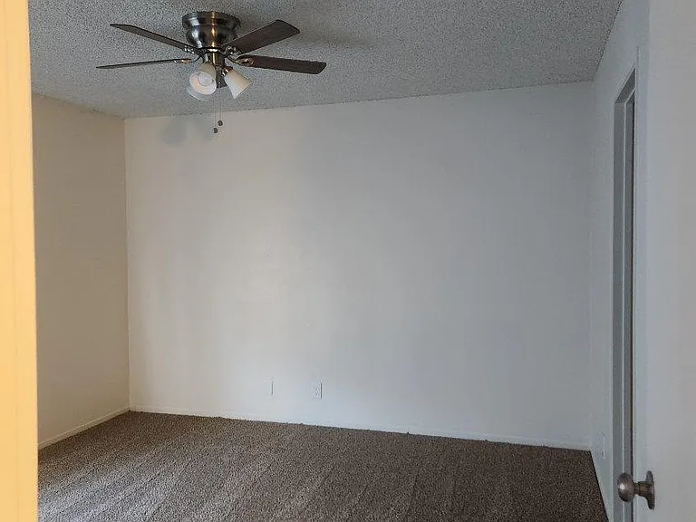 6013 Fairfax Rd — Photo 10