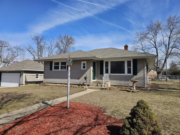 3612 Beach St, Rockford, IL 61108