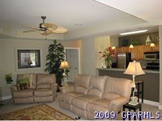 5th image of 1945-102 Tara Ct