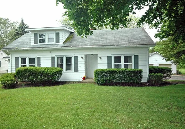 4211 Bridgeboro Rd photo 1