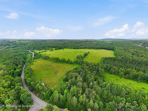 3rd image of 277 Sandy Banks Rd