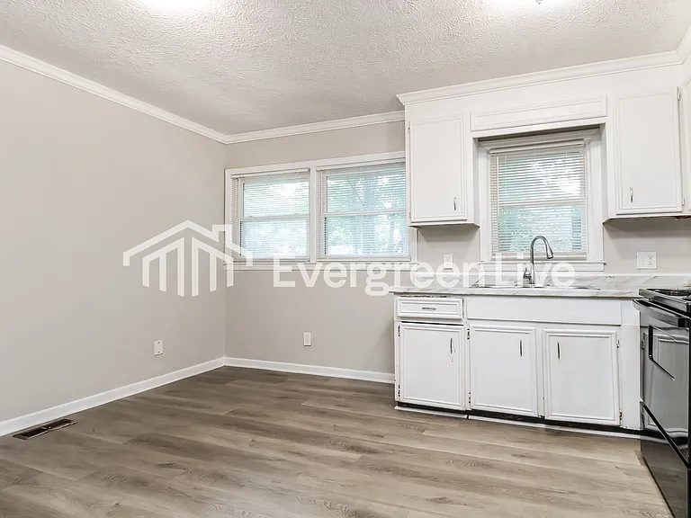 3616 Kelford Dr — Photo 6