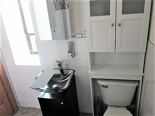 Rented by The Hamilton Group | media 5