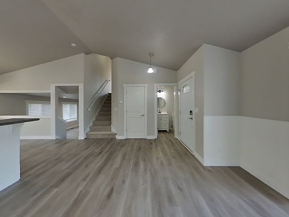 5th image of 19918 123rd Street Ct E