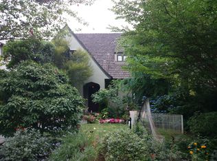 828 36th Ave, Seattle, WA 98122