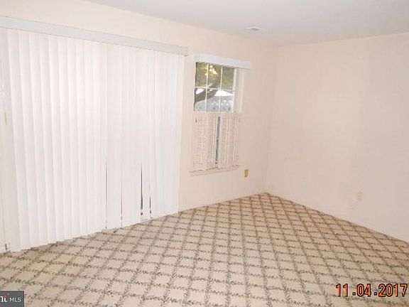 5th image of 58 Grant Ln