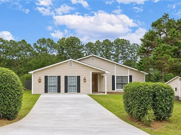 282 Park Ridge Ct, Riverdale, GA 30274