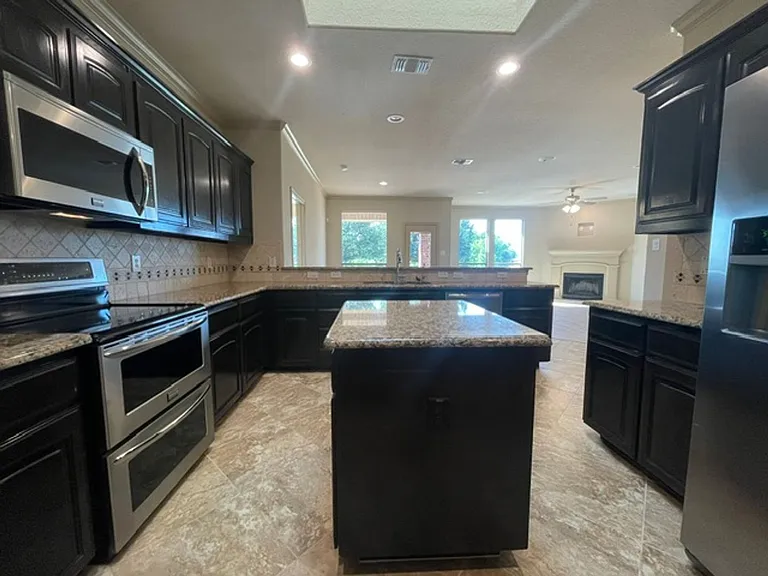4605 Hidden Meadows Trl — Photo 7
