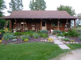 17788 Caledonia Rd, Caledonia, IL 61011