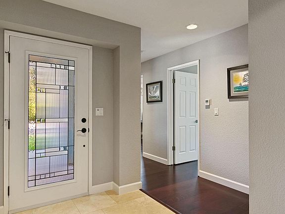 5th image of 4535 Avondale Circle