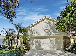 852 Lakeworth Cir, Heathrow, FL 32746