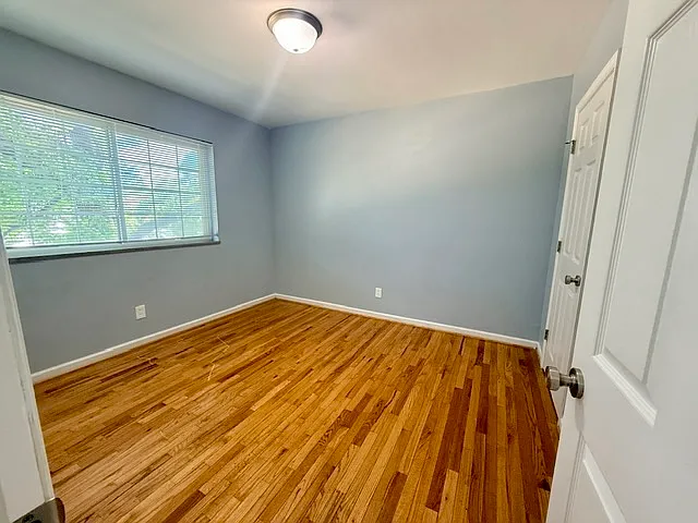 2705 Laclede Station Rd #A — Photo 2