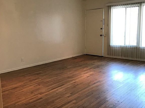 2nd image of 4454 W 2nd St APT 4